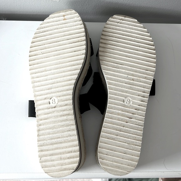 Universal Threads Women’s Sandals size 8 - Picture 4 of 4